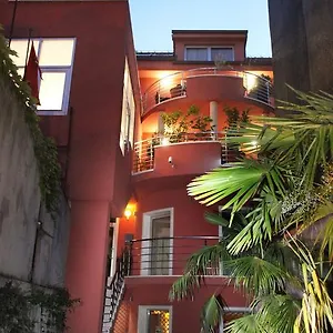 Kampanel Bed & Breakfast Traù